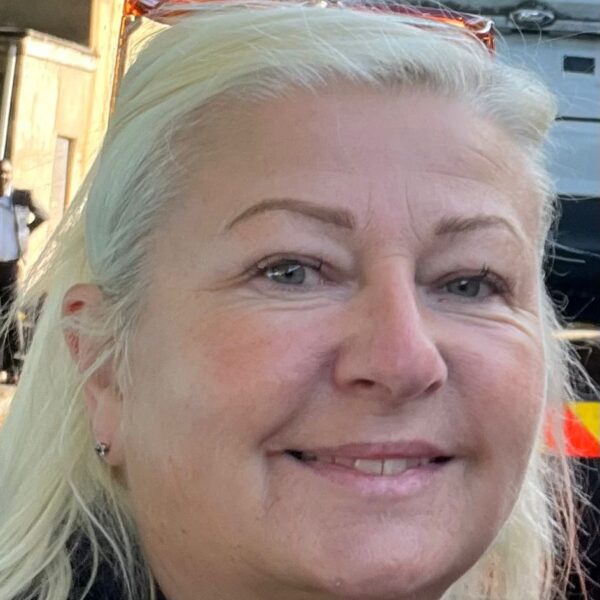 Portrait of Lisa Robinson